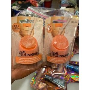 Lot of 2 Real Techniques 2 in 1 miracle mixing sponge For Face 01956